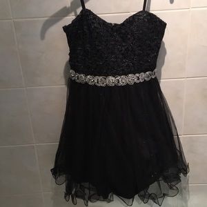 black prom/homecoming dress